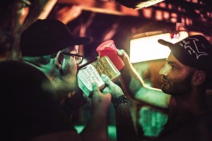 Las Orgias, el alcohol y las drogas El paraíso de los jóvenes